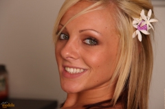 Hot Pussy Masturbation from Skinny Blonde Cali