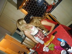 My gawjus girl (friends) partying
