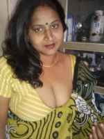 indian big busty Aunty\'s
