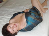 Mature Mom Likes to Pose For You