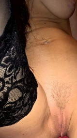 Miss Quinness, Stockings