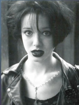 Christina Hendricks...IS A BLOND?!?!!?!?!?!