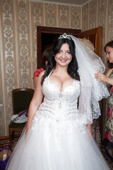 Busty Russian Woman 2541