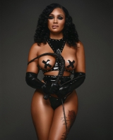 Sexy Domme, Mistress Fedmom in latex
