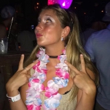 new album of her with friends