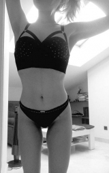 Hipster amateur blonde - kinky teen loves her selfies