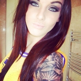 Tattooed amateur brit beauty - selfie queen naked pics