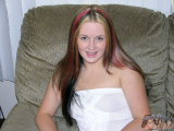 Amateur Girl Showing Her Butthole