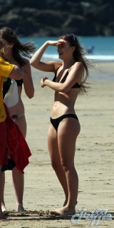 Amigas Con Lindos Cuerpos
