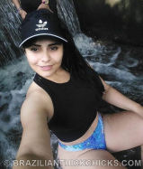 Insta camila.ferraz18