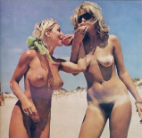 Hairy pretty women on retro porn pics 3!