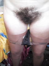 How beautiful and desirable are women with hairy pussy...