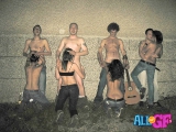 Topless girlfriend public blowjob