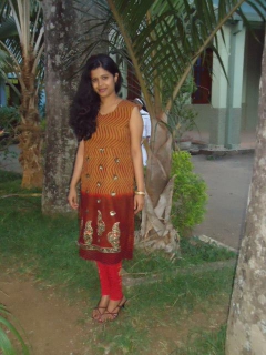 Tamil Girl - N