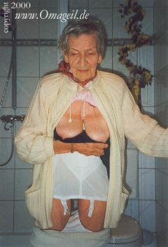 Big old granny tits 01 - N