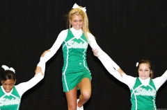 Teen cheerleaders - N