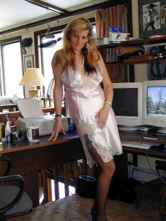 Slutty hot milf Mercedes - N