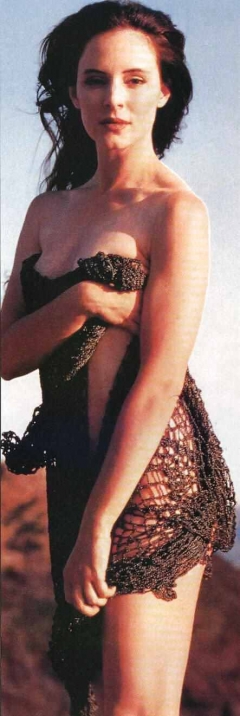 Madeleine Stowe - N