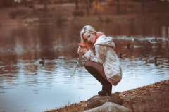 Anna - N