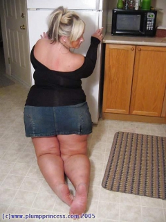 Hoochie Hottie - N
