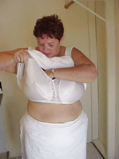 Mature-BBW-Ladies 285 - N