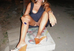 Wife99 some upskirt - N