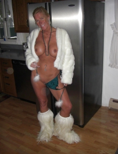 Milf-Luder LXVII - N