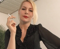 Sexy smokers - N