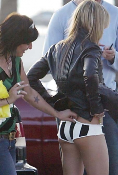 Taryn Manning - N