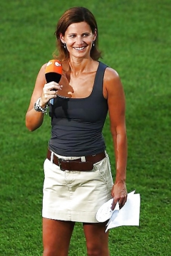 Katrin Mueller-Hohenstein - N