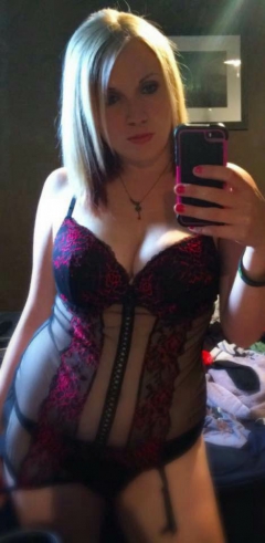 Big tits on this blonde milf - curvy mature snapchatter - N