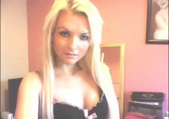 British chav girl that works at the salon - hair and beauty - N