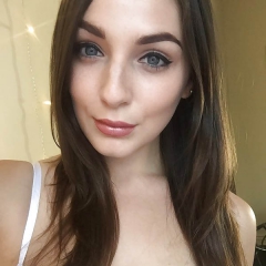 Hot Brunette wanna be model - nude teen selfies - N