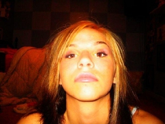 Amateur teen cutie pussy selfies - showing off what her moth - N