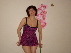 mature and sexy - N