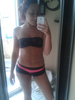 bikini girl 13 - N