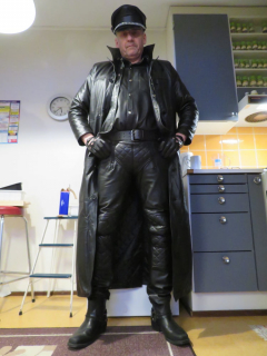 Juha Vantanen,finnish gay - N