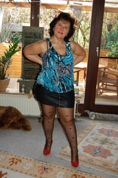 Granny-conny-2 - N