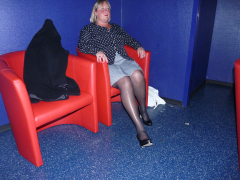 Brust, Nylons, Heels - N