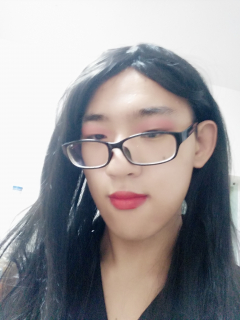 Chinese cross dresser Xiao Zuo takes a selfie - N