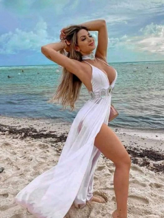 Mature and sexy - N