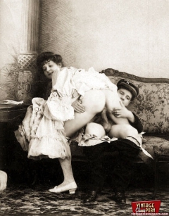 Antique Boiling Chicks - N
