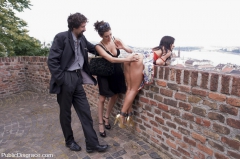 Oudoor Slave - N