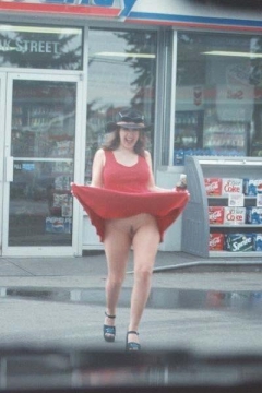 Pussy Shopping 9 - N