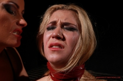 Linda Ray learns submission - N
