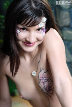 Nude Body Art - N
