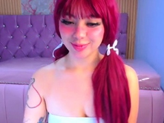 Cute Egirl Toys With Her Wet Pussy