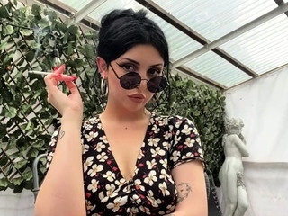 Mistressglamorous - Casual Smoking Pov Dirty Feet