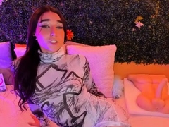 Amateur teen porsha solo action