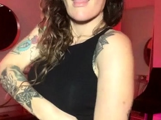 Close up MiLF getting it in the ass